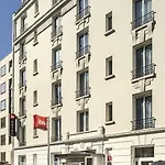 宜必巴黎布洛涅比扬古酒店 3*