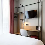 宜必巴黎布洛涅比扬古酒店 酒店 3*