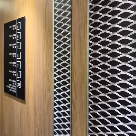 宜必巴黎布洛涅比扬古酒店 酒店 布洛涅-比扬古