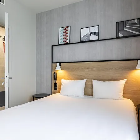 宜必巴黎布洛涅比扬古酒店 酒店