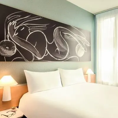 Ibis Paris Billancourt Hotel 3*