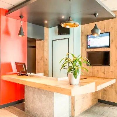 Ibis Paris Billancourt Hotel 3*